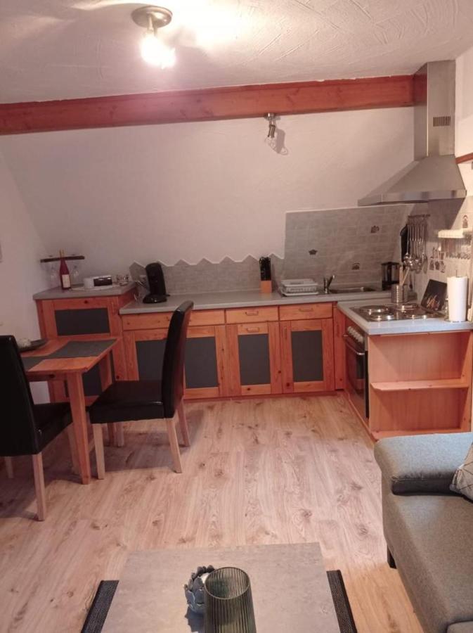 Gaestehaus Ehrhardt Schweigen-Rechtenbach Luaran gambar