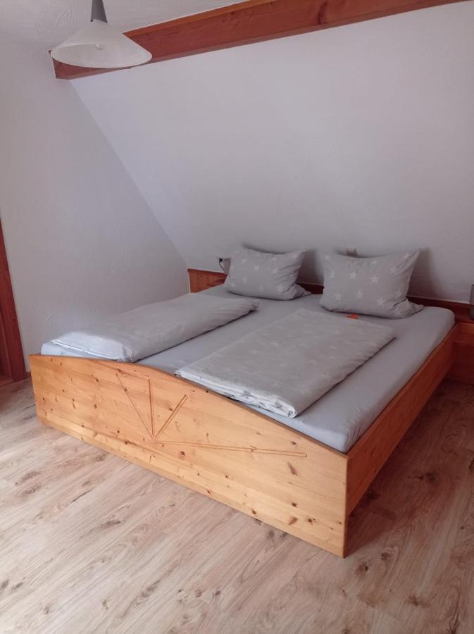 Gaestehaus Ehrhardt Schweigen-Rechtenbach Luaran gambar