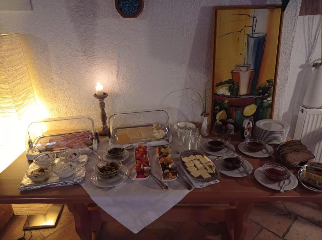 Gaestehaus Ehrhardt Schweigen-Rechtenbach Luaran gambar