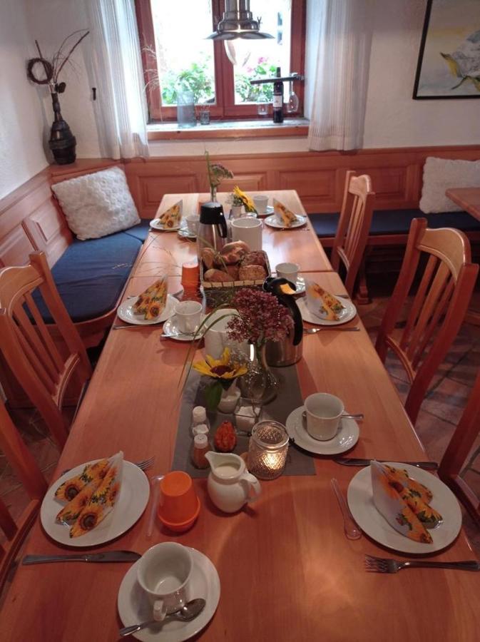 Gaestehaus Ehrhardt Schweigen-Rechtenbach Luaran gambar